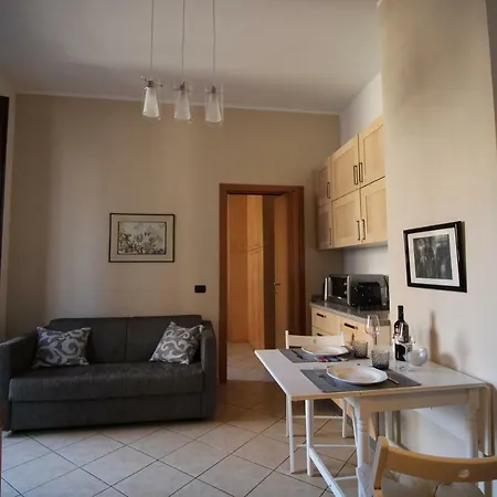 Nice And Elegant Flat Apartment Mailand